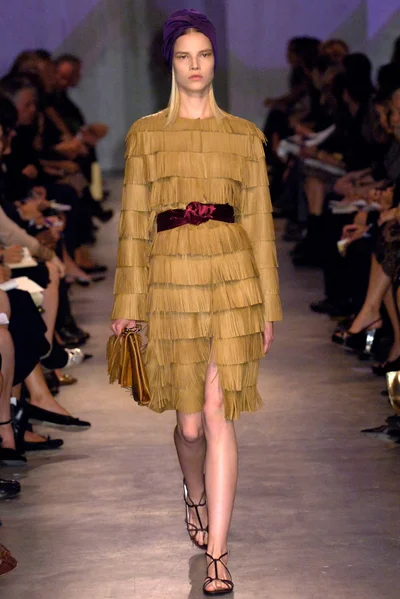 Look 15
